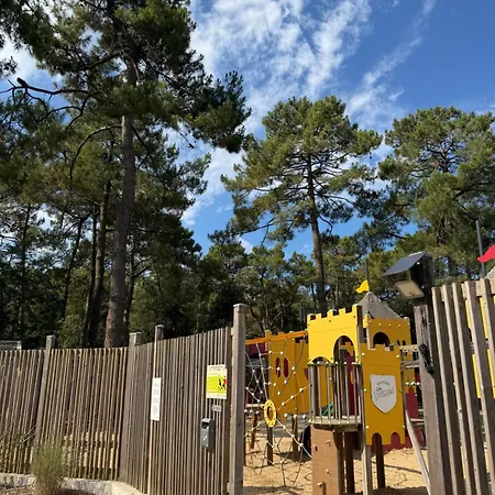 Ferienpark Mobil-home - 6a8 Pers - 600m De La Longeville-sur-Mer