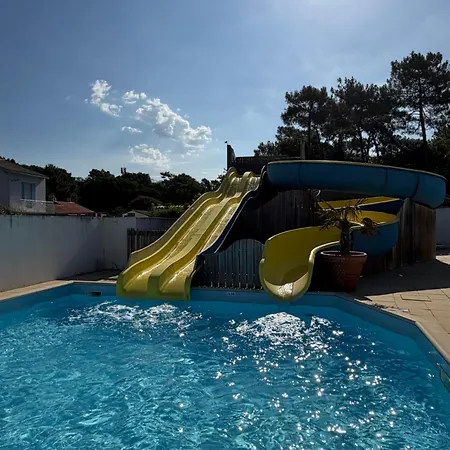 Aldeamento Turístico Mobil-home - 6à8 Pers - 600m De La