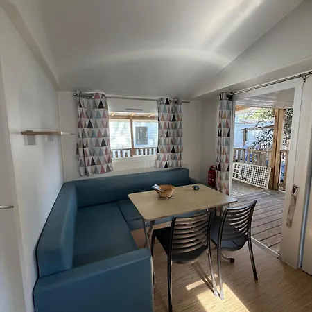 Ferienpark Mobil-home - 6a8 Pers - 600m De La